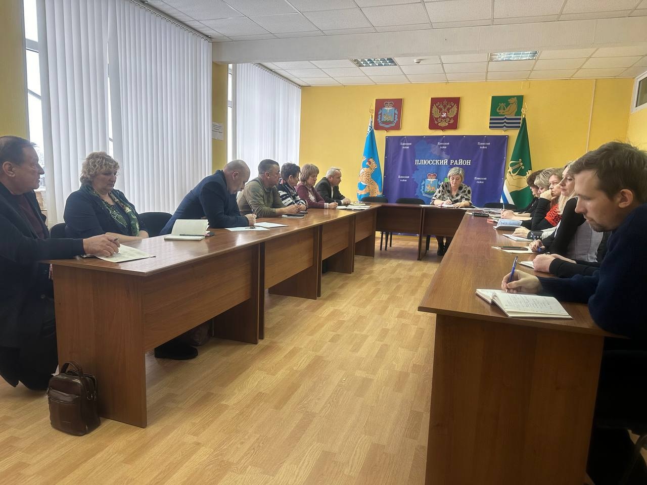 Совещание в администрации Плюсского района..